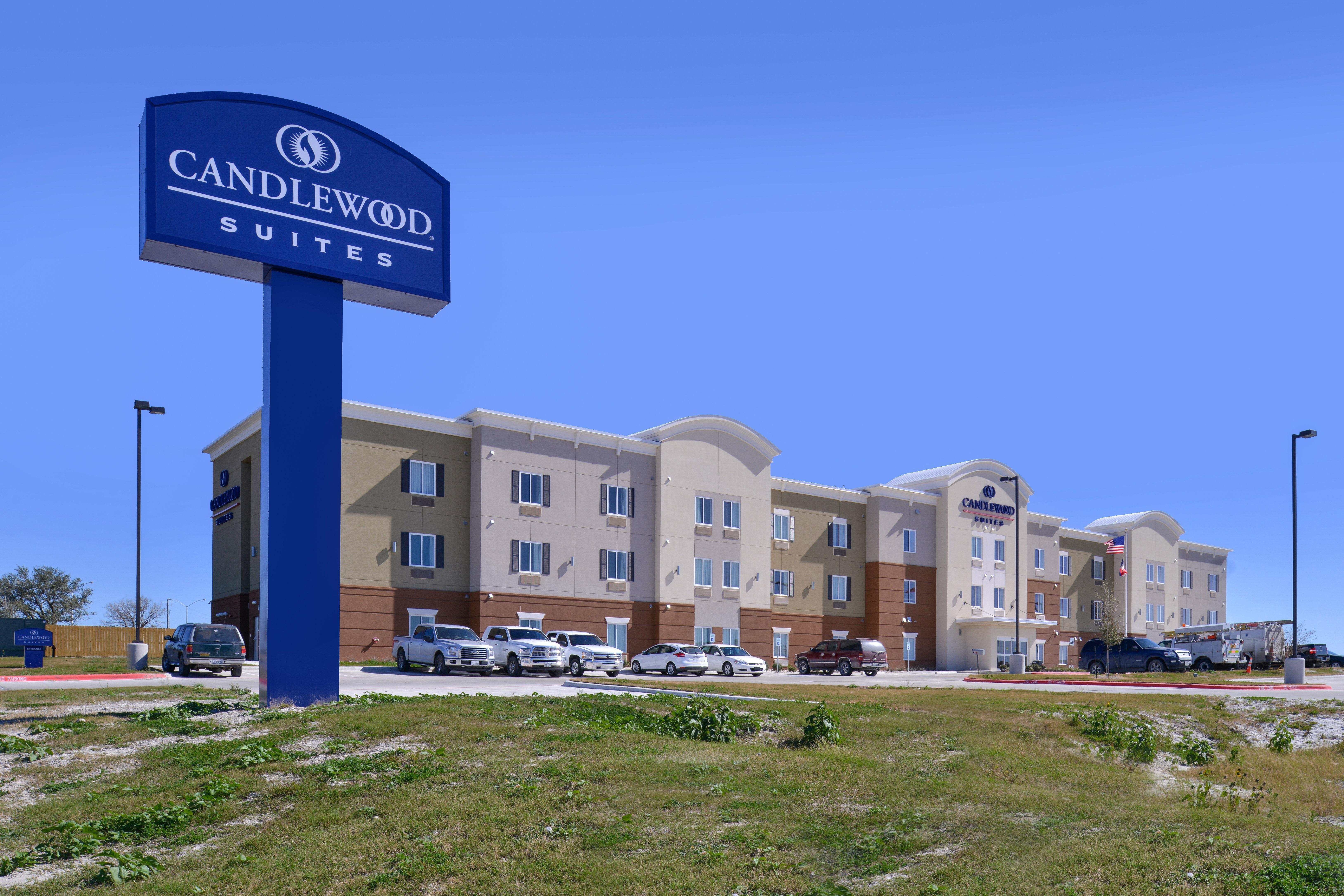 Candlewood Suites Kenedy By Ihg Esterno foto